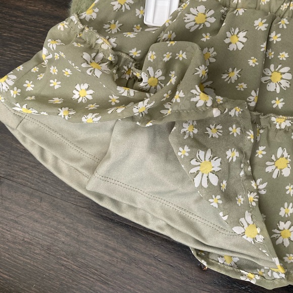 Girls Sage Green Daisy Floral Sweater & Skirt 3-Piece Set Size 2T - Picture 4 of 8